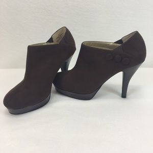 SALE 🔥 M.P.S. brown faux suede platform ankle bootie heels - SZ 8